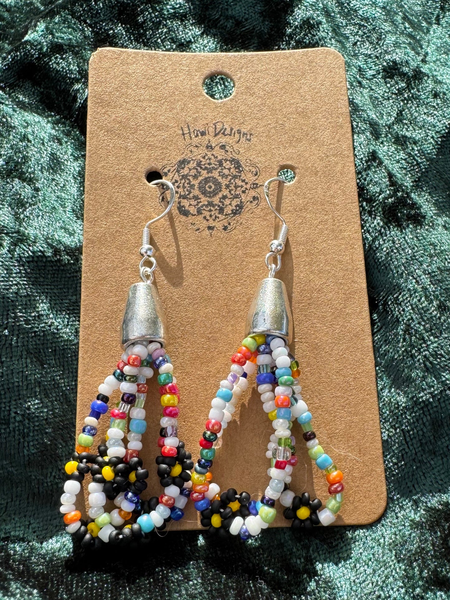 Black Daisy - Bead Soup Earrings