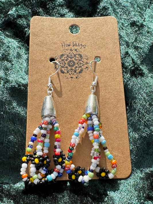Black Daisy - Bead Soup Earrings